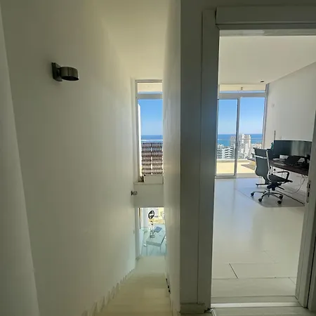 Stunning Penthouse With Sea And View *