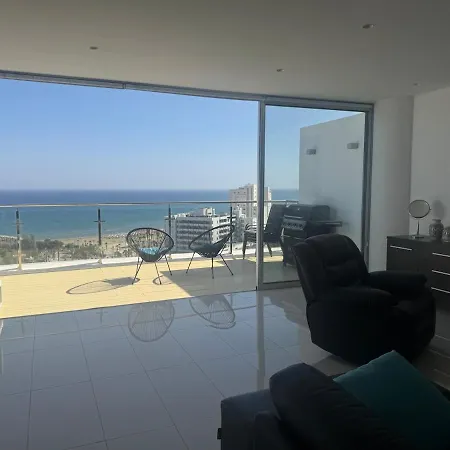Appartamento Stunning Penthouse With Sea And View Larnaca