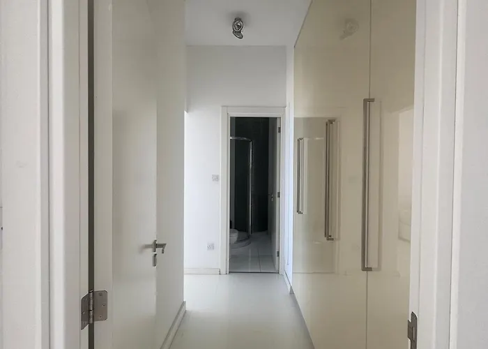 Stunning Penthouse With Sea And View Apartment Larnaka