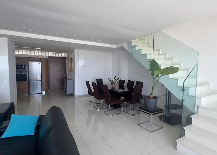 Stunning Penthouse With Sea And View Διαμέρισμα