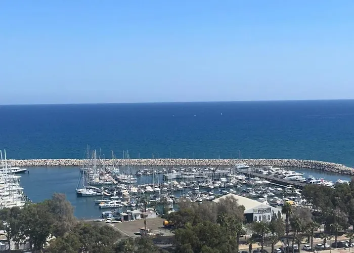 Stunning Penthouse With Sea And View Apartment *