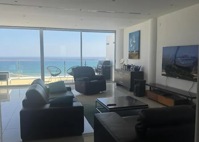 Stunning Penthouse With Sea And View Apartment