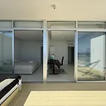 Stunning Penthouse With Sea And View ラルナカ