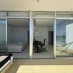 Stunning Penthouse With Sea And View アパート