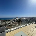 Stunning Penthouse With Sea And View アパート *