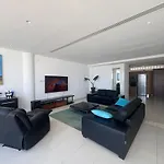 Stunning Penthouse With Sea And View アパート