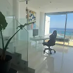 アパート Stunning Penthouse With Sea And View ラルナカ