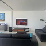 Stunning Penthouse With Sea And View アパート ラルナカ