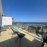 Stunning Penthouse With Sea And View * ラルナカ