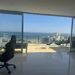 アパート Stunning Penthouse With Sea And View
