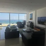 Stunning Penthouse With Sea And View アパート