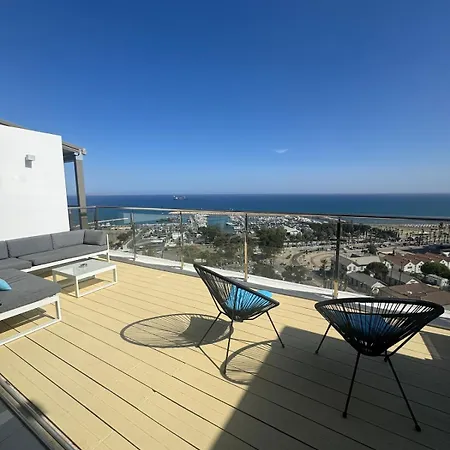 Apartamento Stunning Penthouse With Sea And View