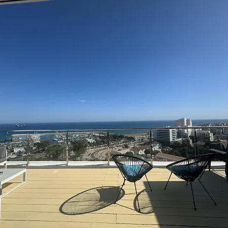アパート Stunning Penthouse With Sea And View ラルナカ