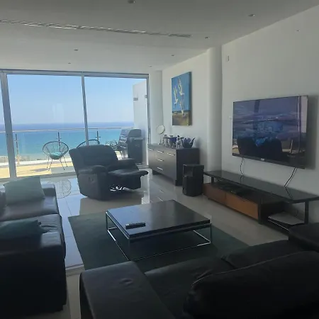 Apartamento Stunning Penthouse With Sea And View Lárnaca