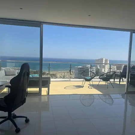 Apartamento Stunning Penthouse With Sea And View